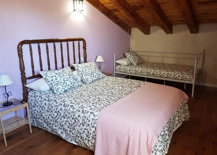 Casa La Alameda 펜션 Marazuela